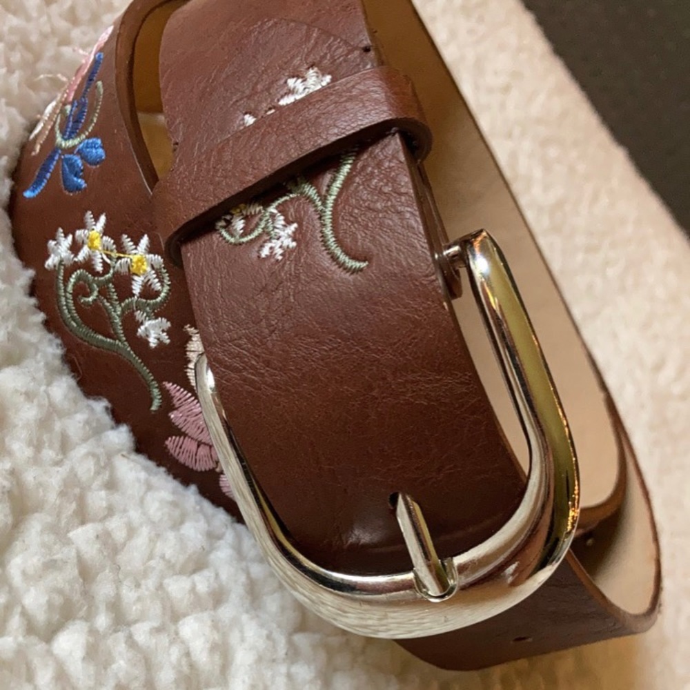 Brown faux leather embroidered belt